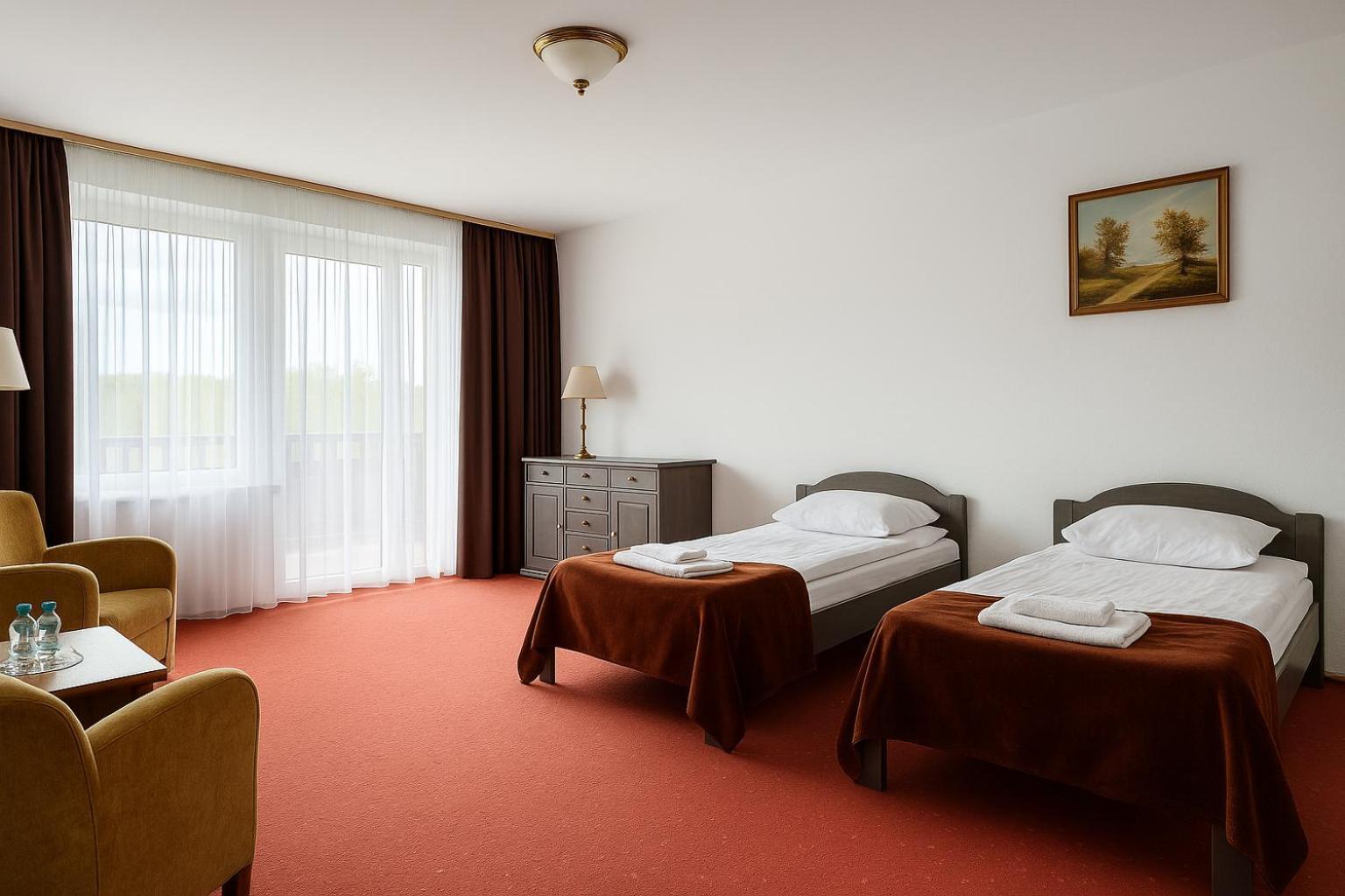 Hotel Metro Kłodzko Buitenkant foto