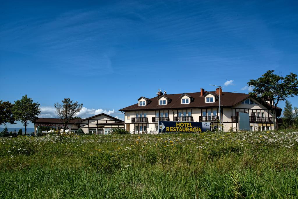 Hotel Metro Kłodzko Buitenkant foto